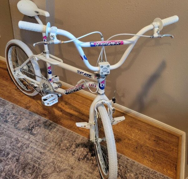 1987 gt pro freestyle tour team model